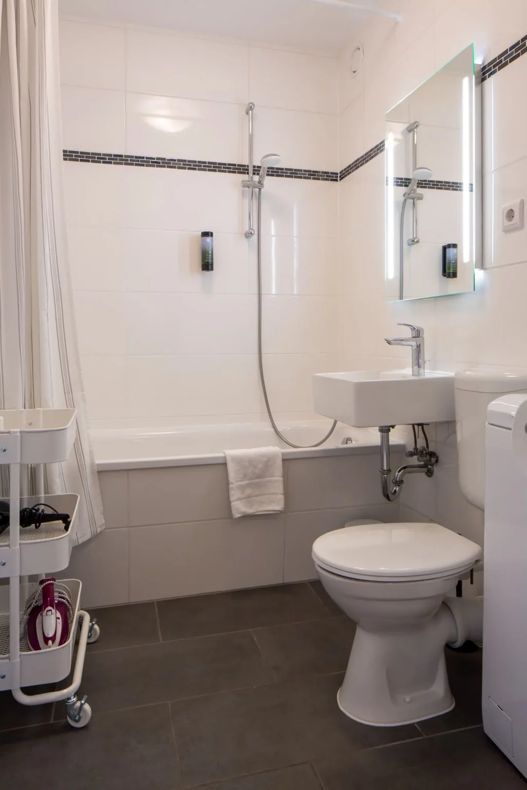Comfort-3-4-H6-303_Badezimmer 02